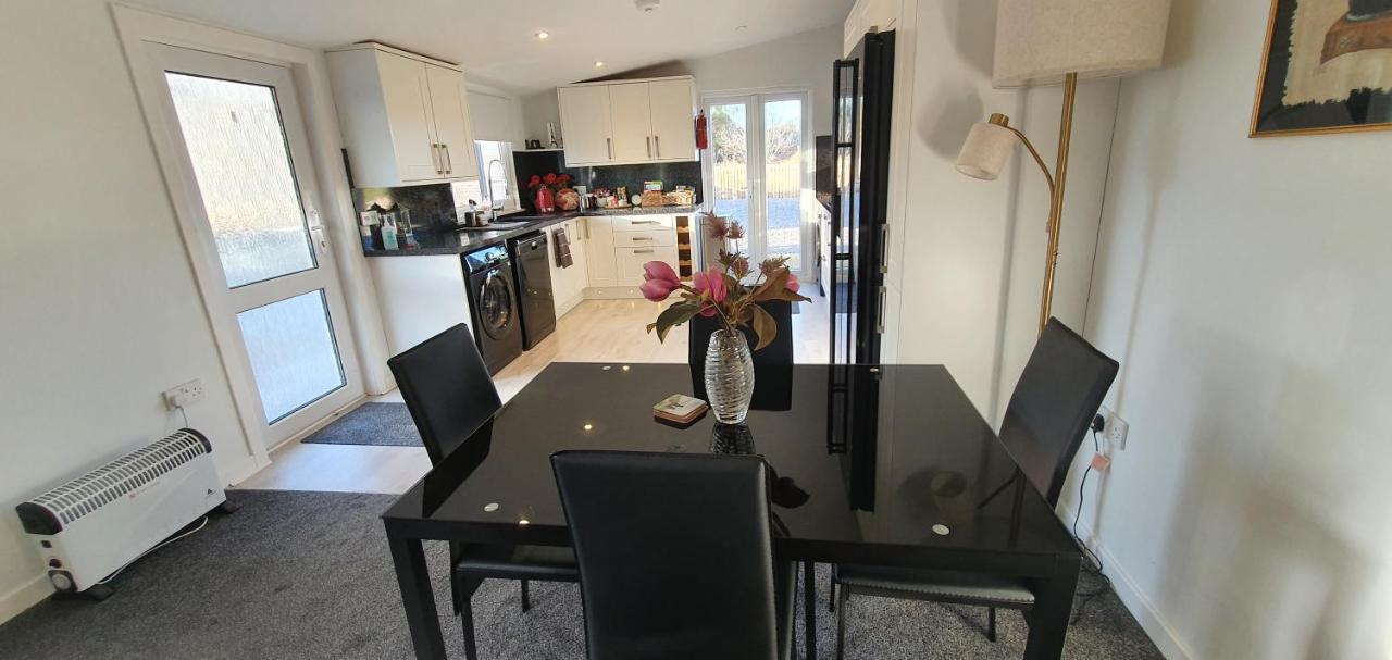 Spacious Well Equipped Chalet Bungalow Close To Nairn, Auldearn Екстер'єр фото